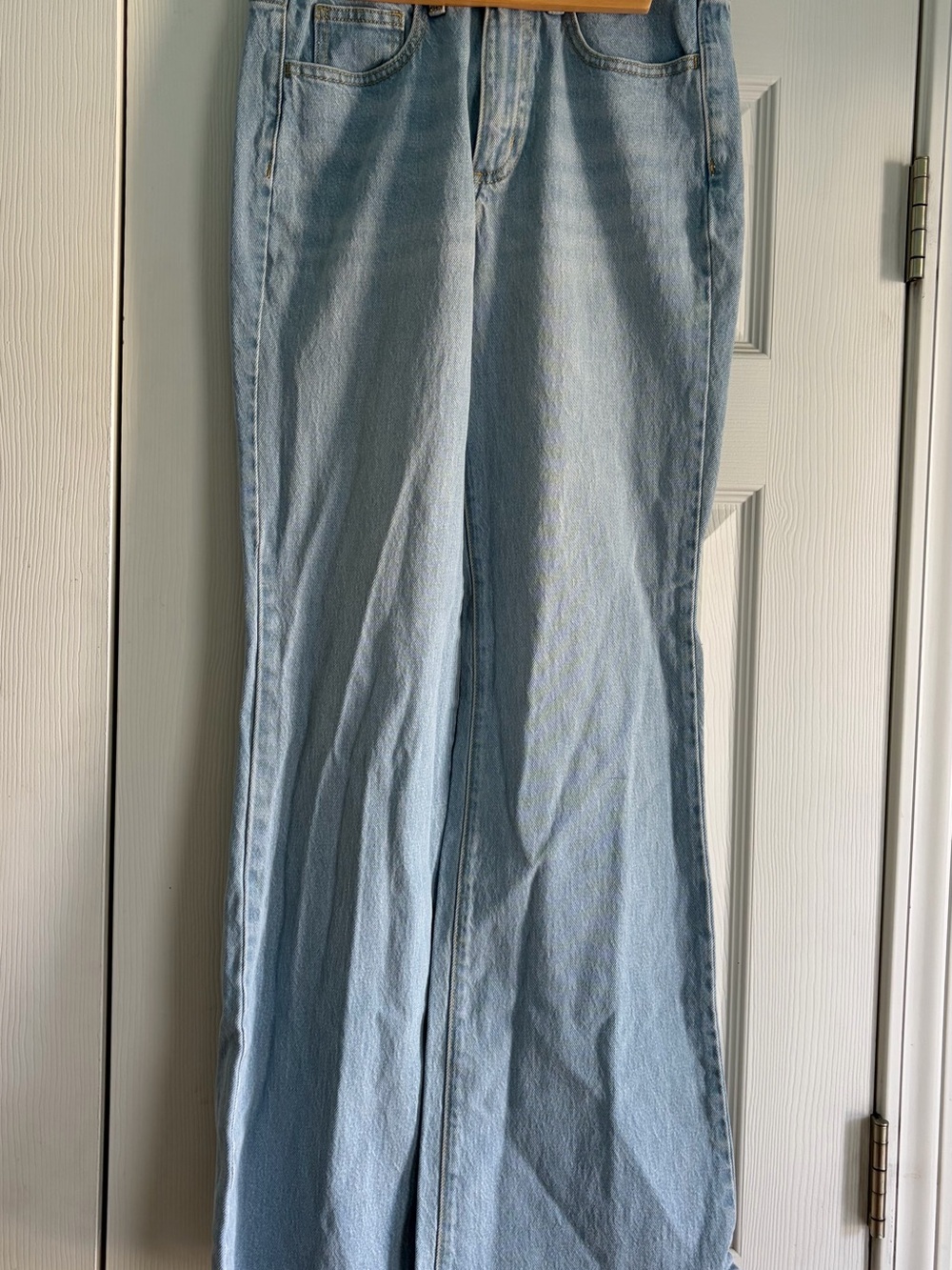 Universal Thread Light Blue High-Rise Wide-Leg Jeans